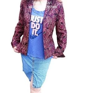 Vintage Cranberry Gold Paisley Coastal Grandmother Brocade Blazer ♥️